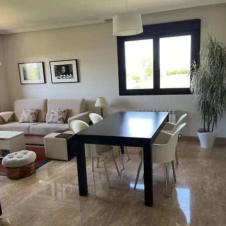 Casa Con Vistas Al Golf דירה *