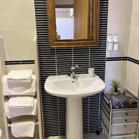 Casa Con Vistas Al Golf דירה לאון